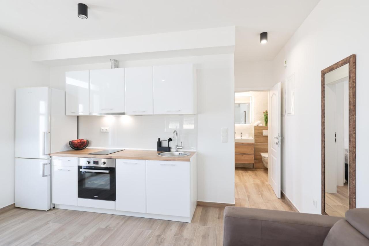 Duo Soles - Apartments With Private Parking Near Zadar Murvica  Bagian luar foto
