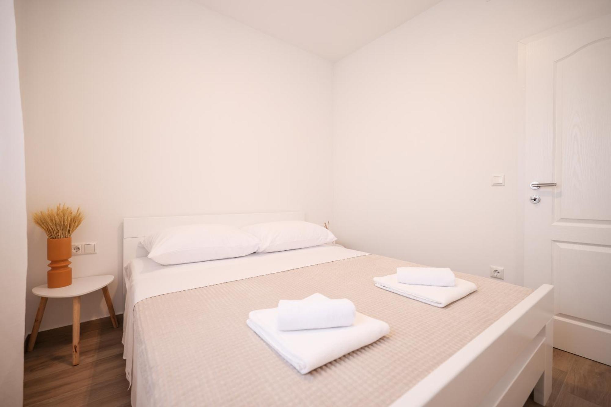 Duo Soles - Apartments With Private Parking Near Zadar Murvica  Bagian luar foto