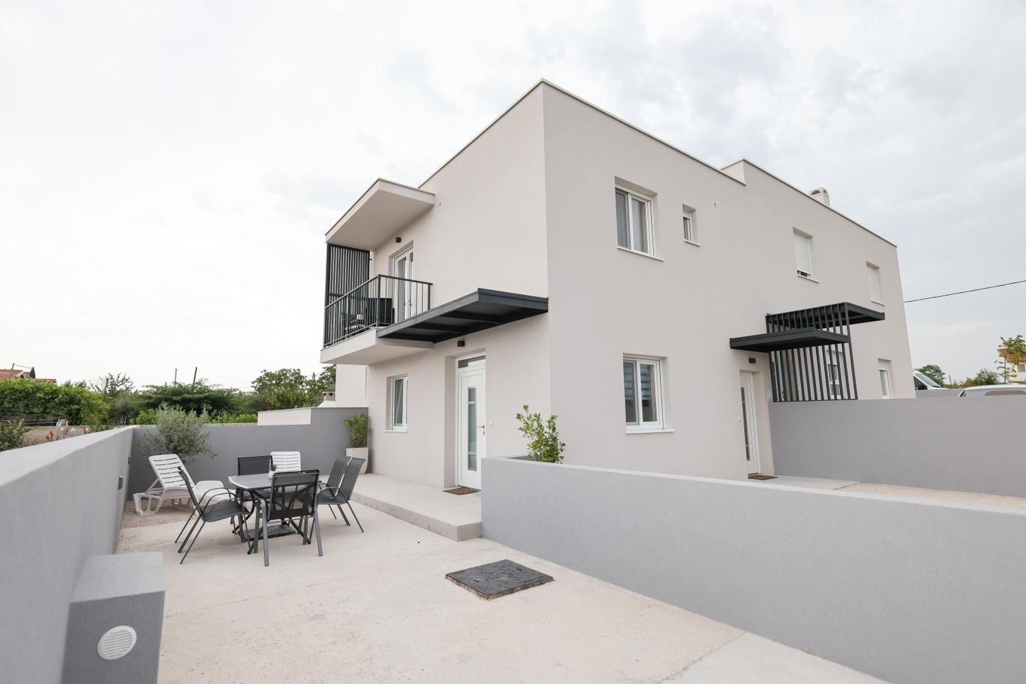 Duo Soles - Apartments With Private Parking Near Zadar Murvica  Bagian luar foto