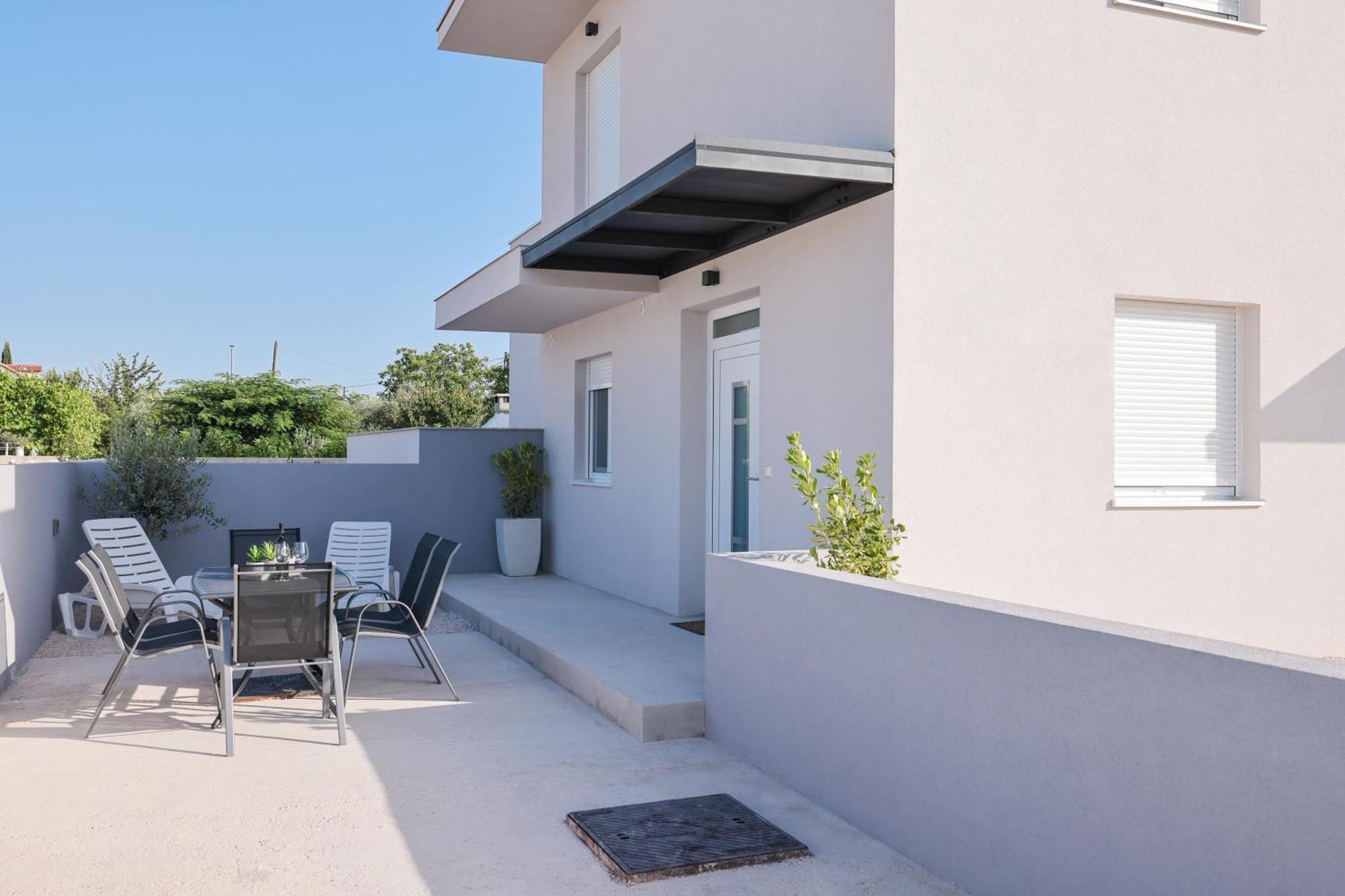 Duo Soles - Apartments With Private Parking Near Zadar Murvica  Bagian luar foto
